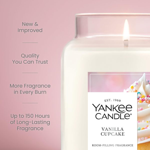Yankee Candle Large Jar Scented Candle with up to 150 Hour Burn Time, Premium Plant Wax Blend for Consistent Burn, 22 oz Jar Candle with Room Filling Fragrance, Vanilla Cupcake
