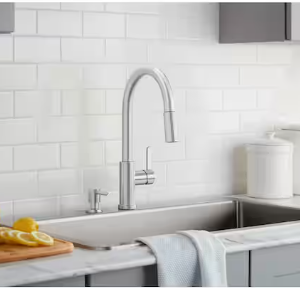 Glacier Bay
Paulina Single-Handle Pull-Down Sprayer Kitchen Faucet with TurboSpray, FastMount, Soap Dispenser in Stainless Steel