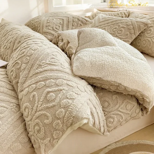 Luxury Double Sided Velvet Winter Comforter